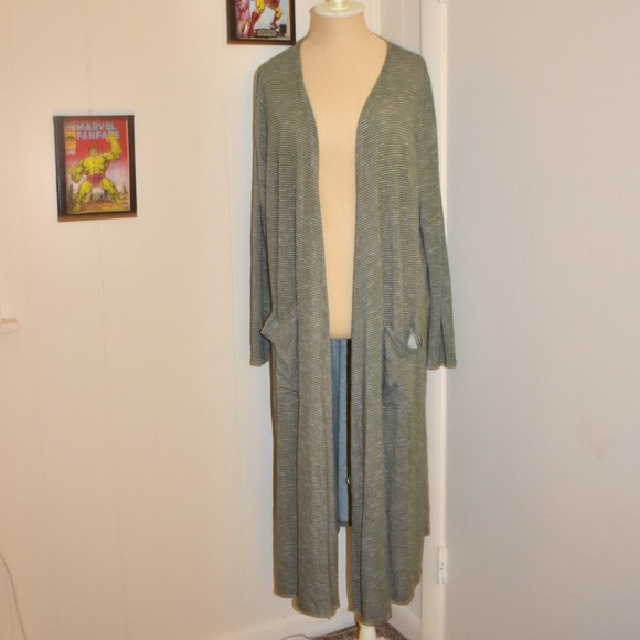 LuLaRoe Sweaters - Lularoe Green and White Striped Sarah Duster